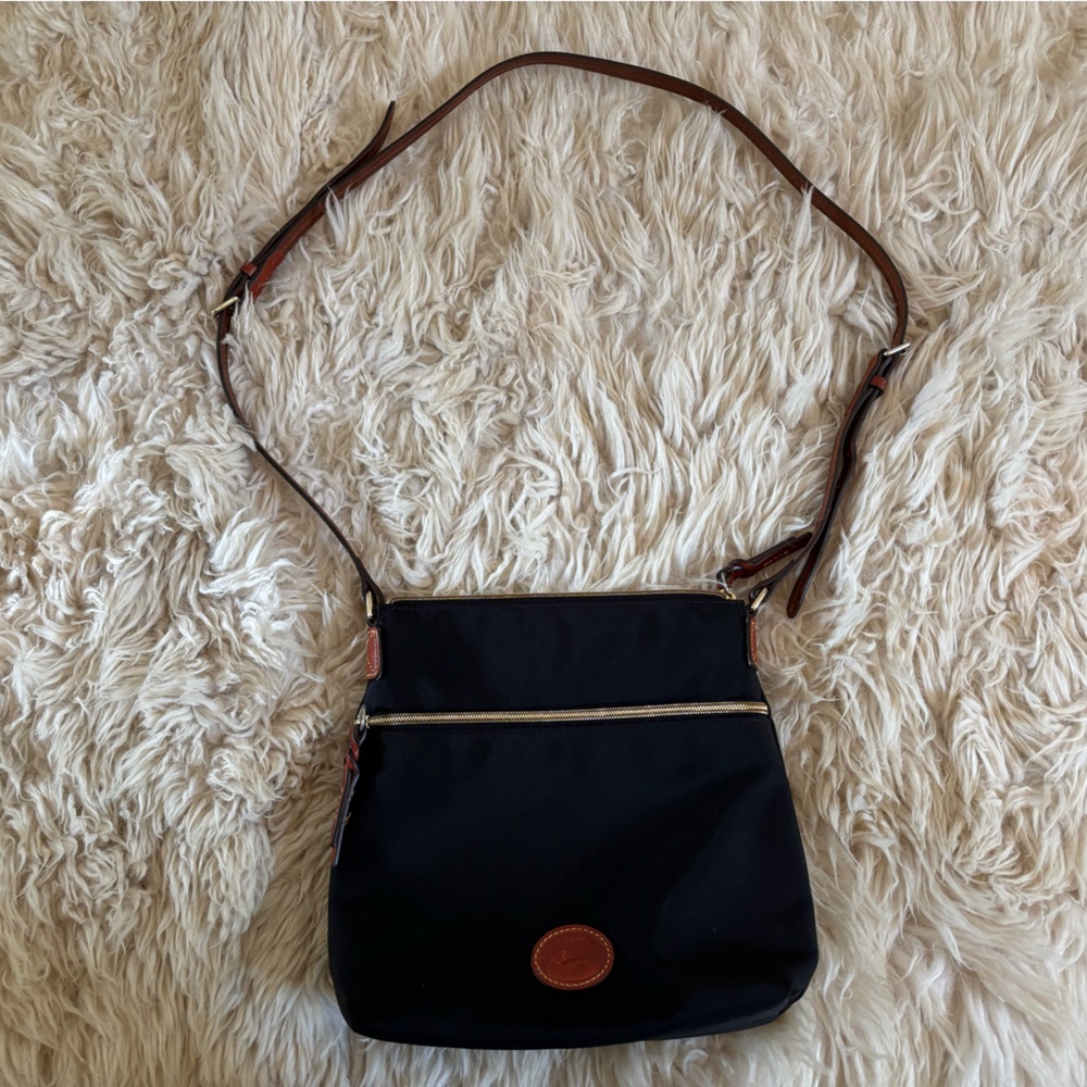 Dooney & Bourke Purse